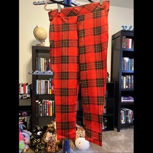 Torrid size 1 plaid red leggings. NWOT